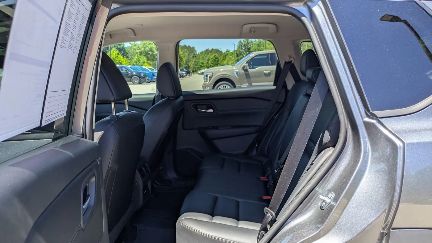 2024 Nissan Rogue SL
