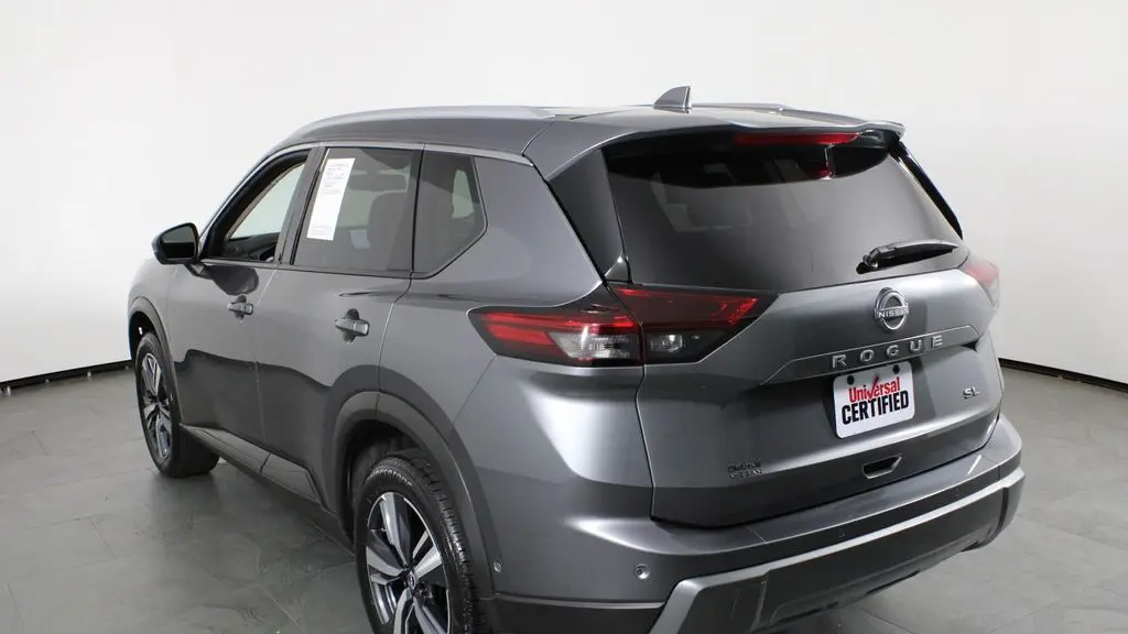 2026 Nissan Rogue SL