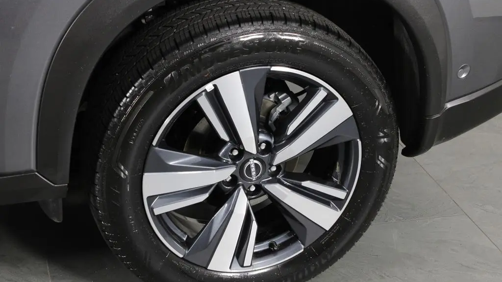 2026 Nissan Rogue SL