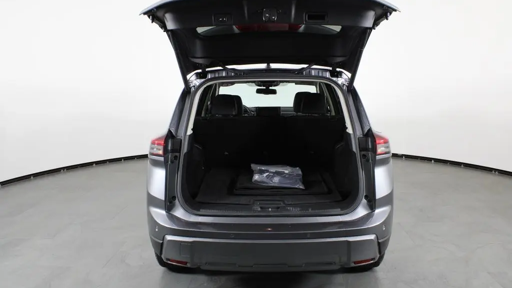 2026 Nissan Rogue SL