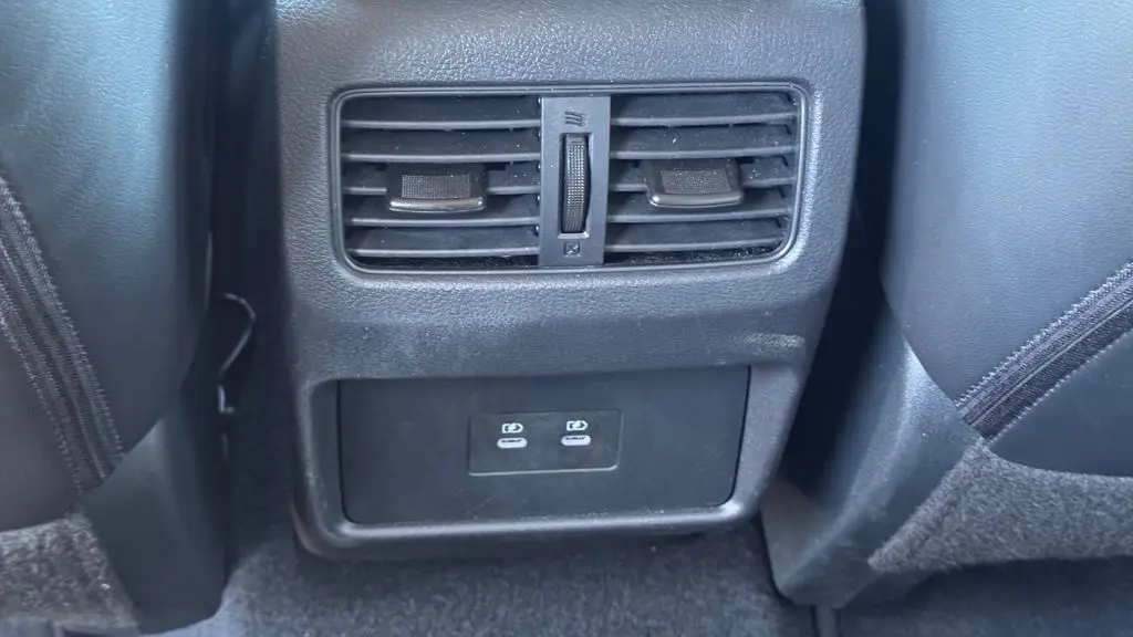 2026 Nissan Rogue SL