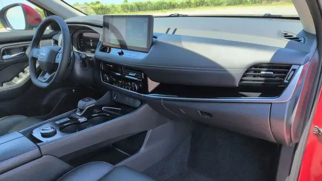 2026 Nissan Rogue SL
