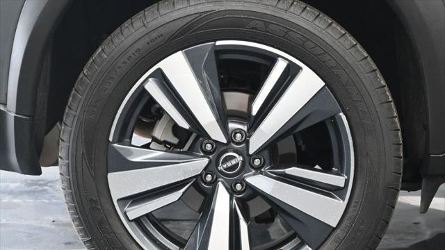 2024 Nissan Rogue SL