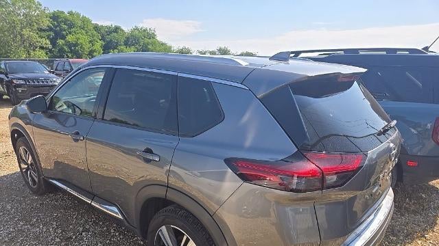 2022 Nissan Rogue SL