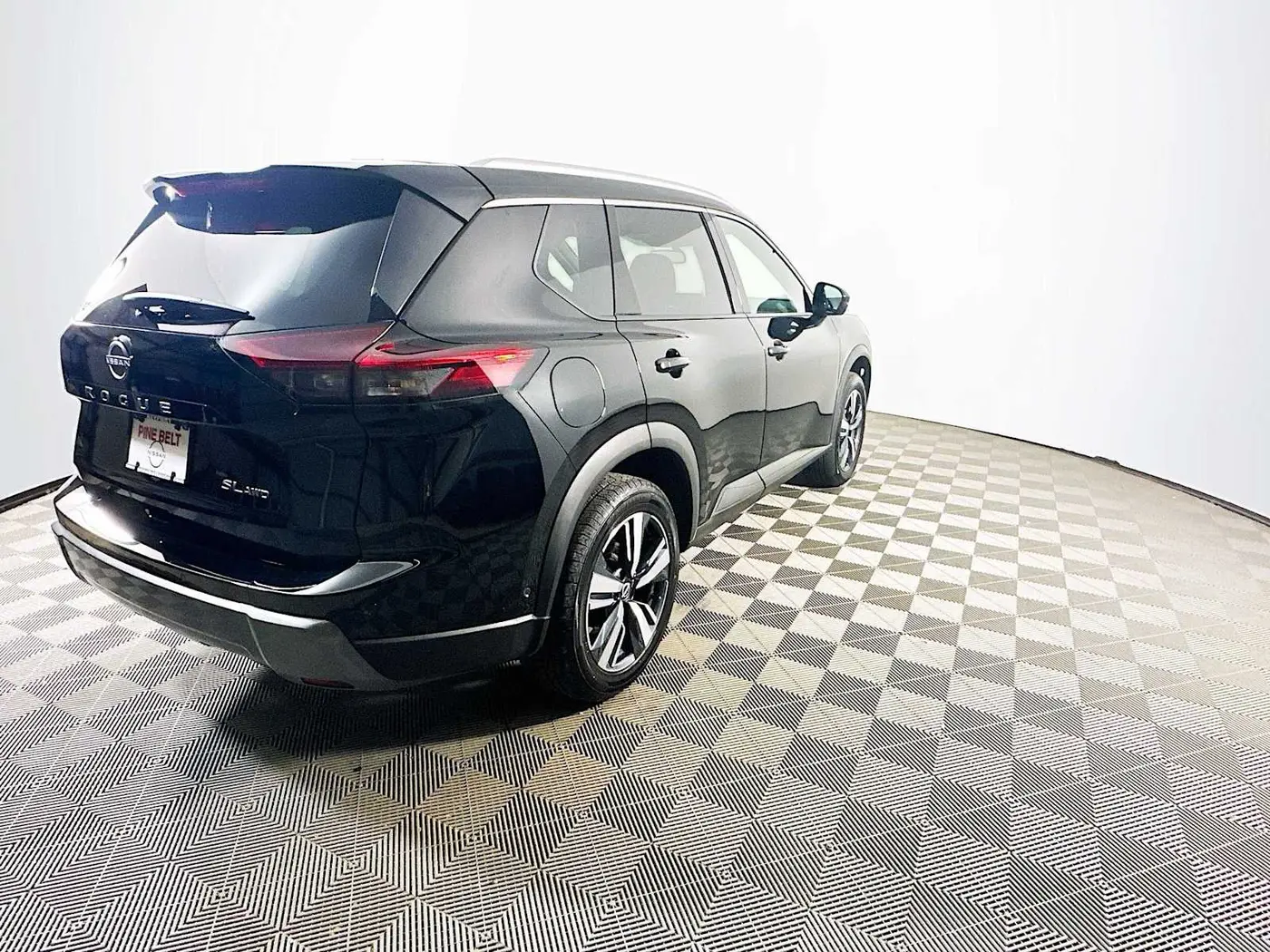 2026 Nissan Rogue - $33,995