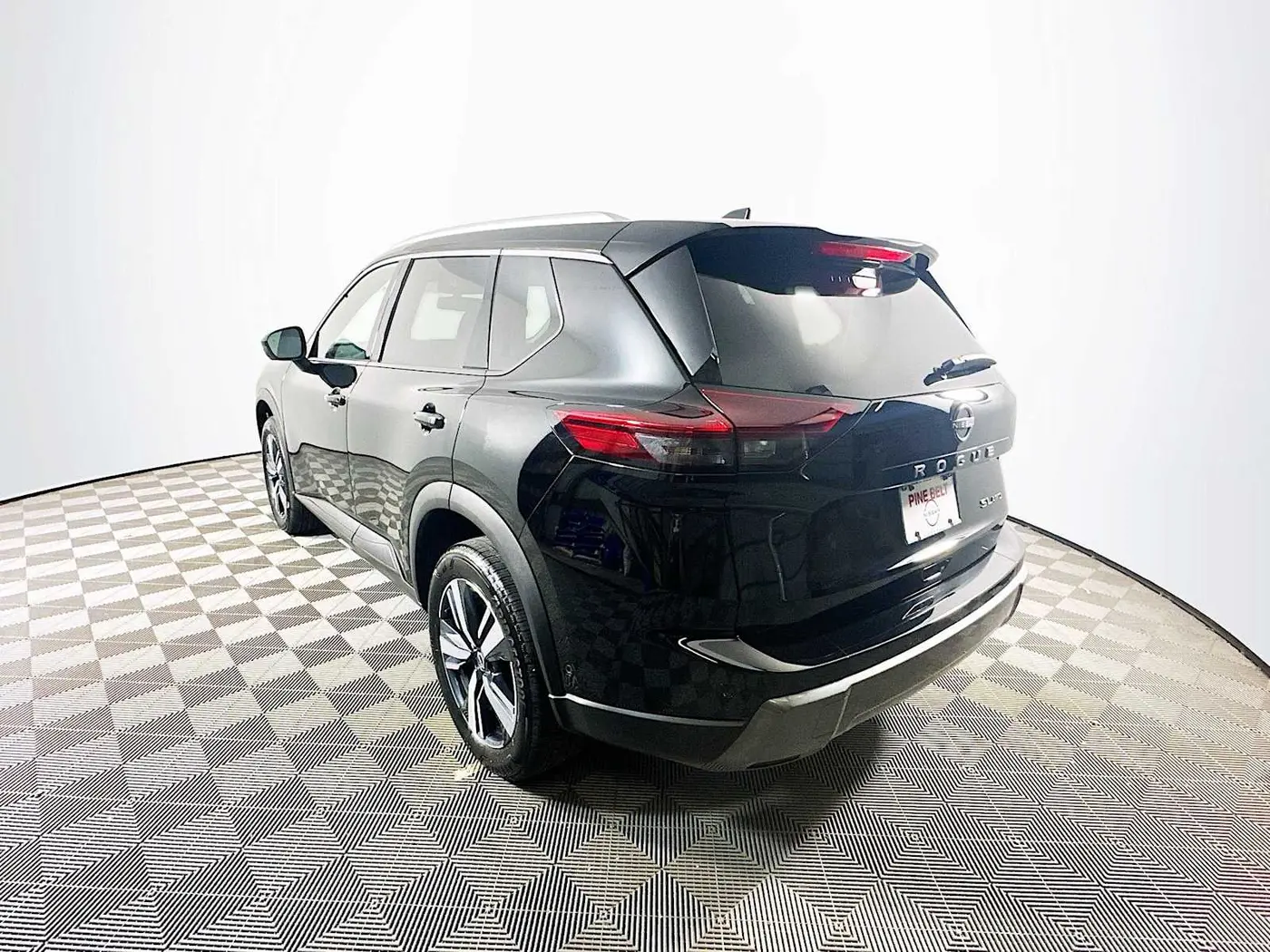 2026 Nissan Rogue - $33,995