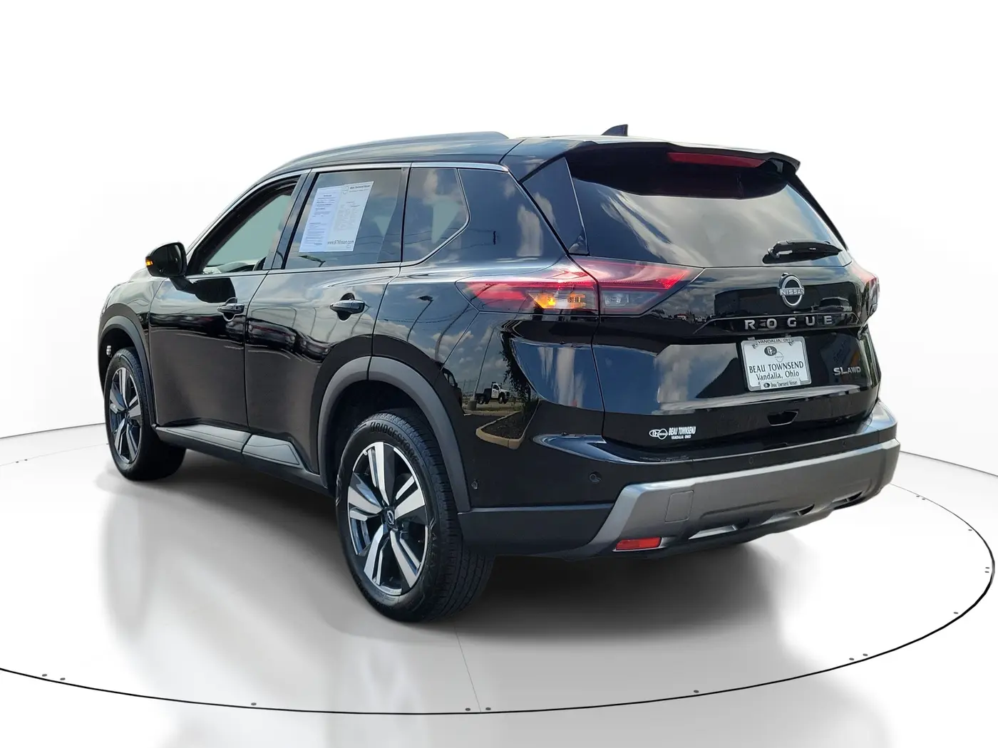 2026 Nissan Rogue - $31,500