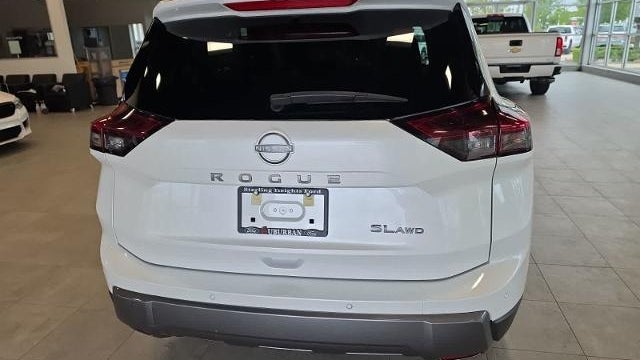 2026 Nissan Rogue SL