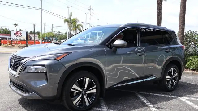 2023 Nissan Rogue SL