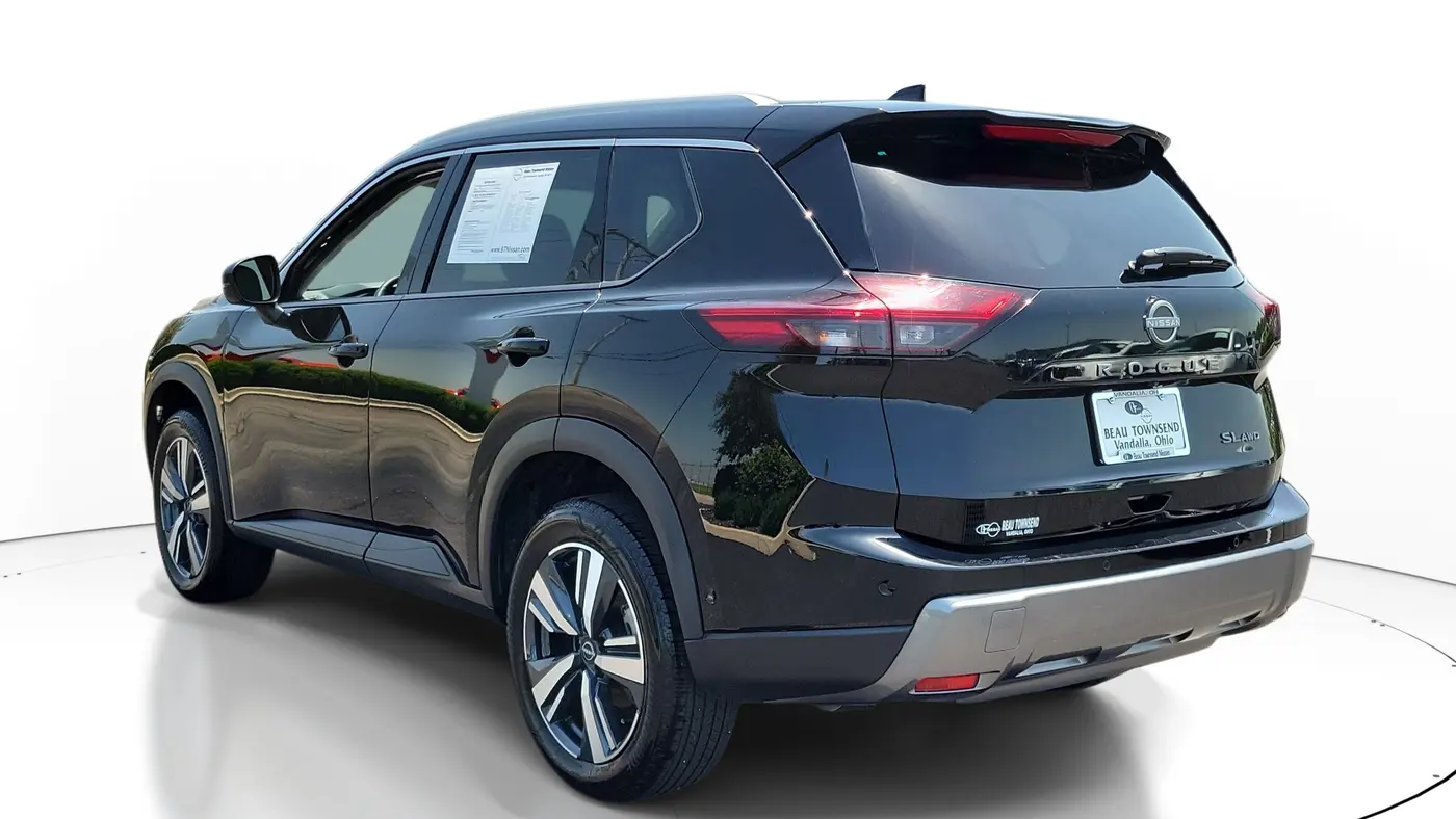 2026 Nissan Rogue SL
