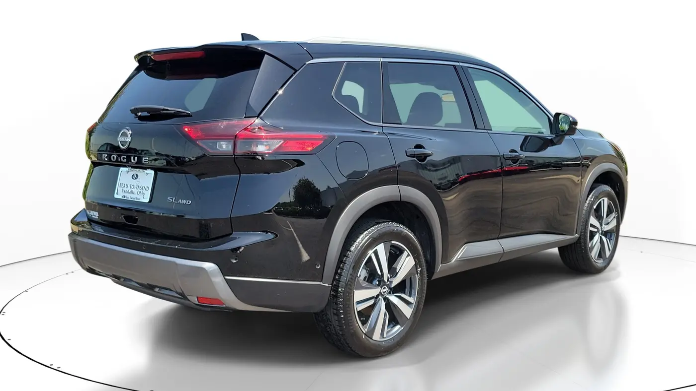 2026 Nissan Rogue SL