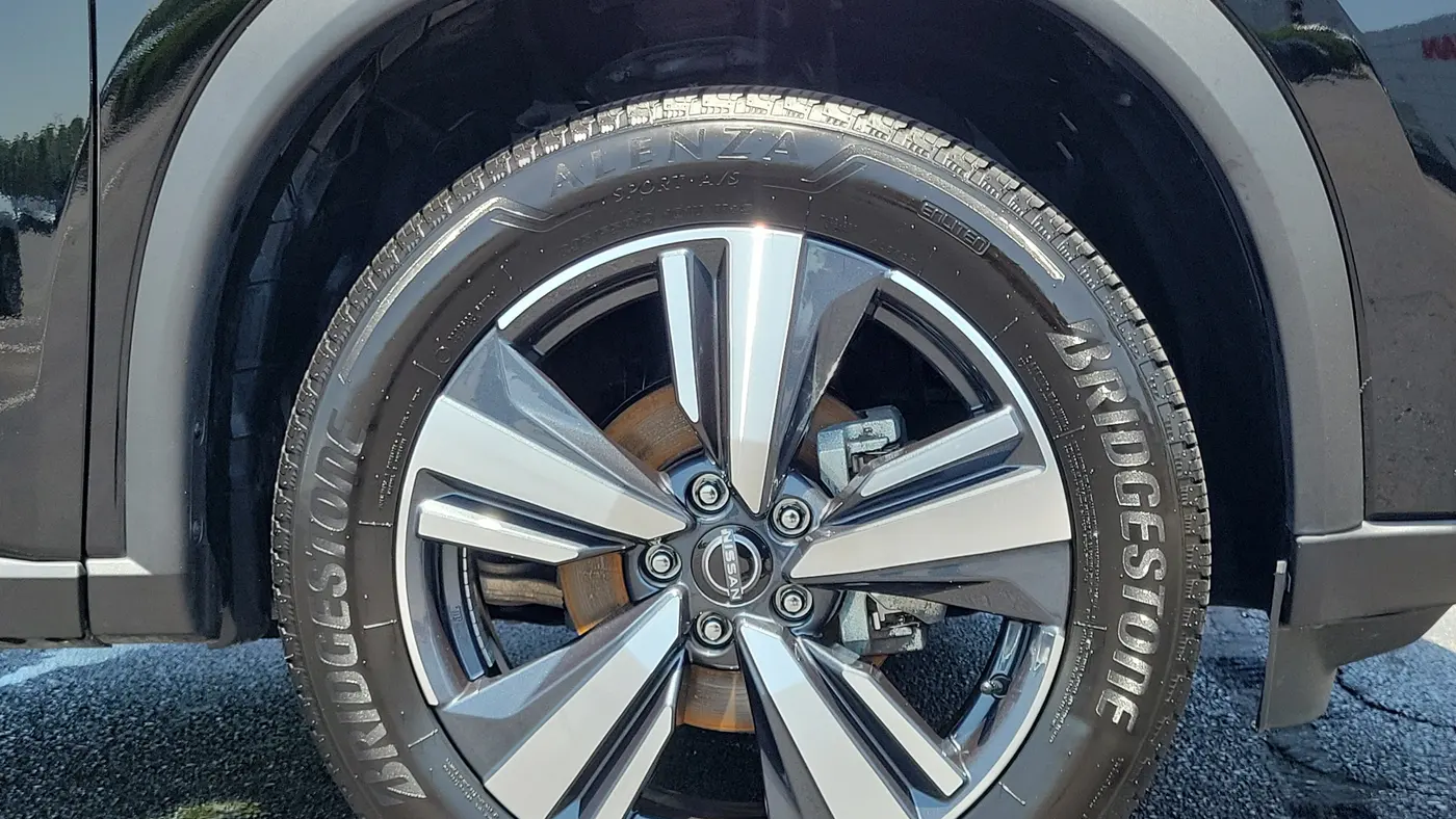 2026 Nissan Rogue SL