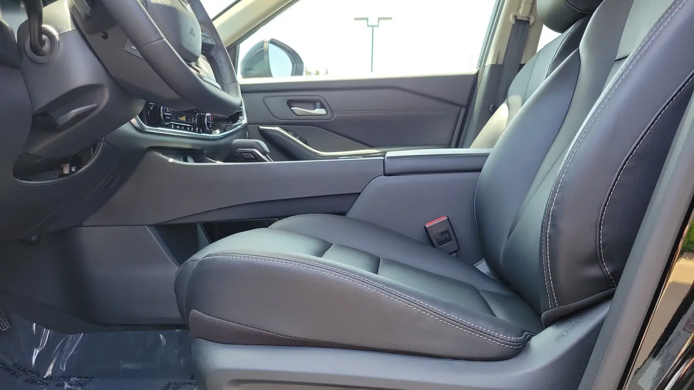 2026 Nissan Rogue SL
