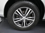 2018 QX60 Thumbnail 30