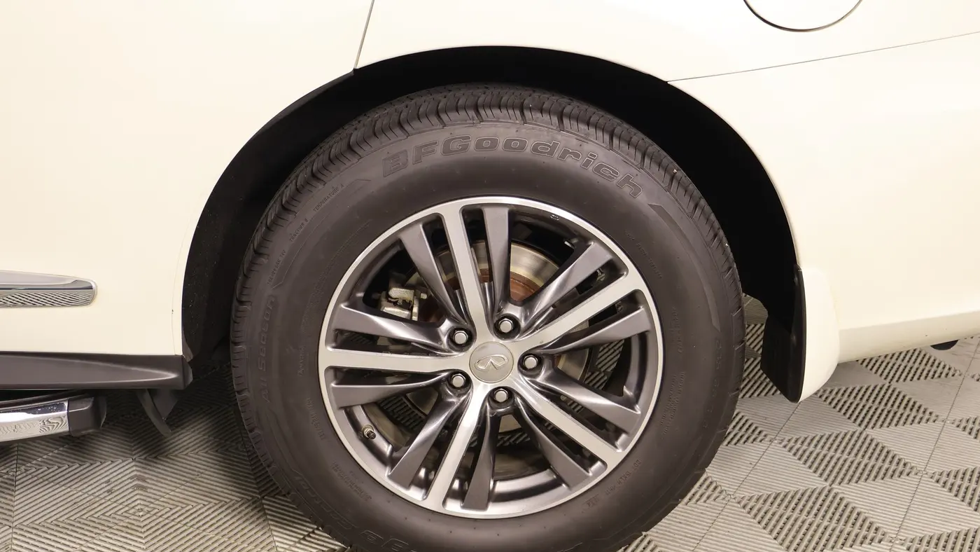 2017 INFINITI QX60 Base