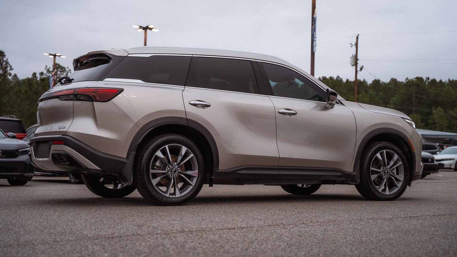 2023 INFINITI QX60 Luxe