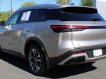 2023 QX60 Thumbnail 8