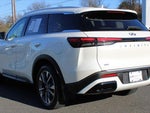 2023 QX60 Thumbnail 8