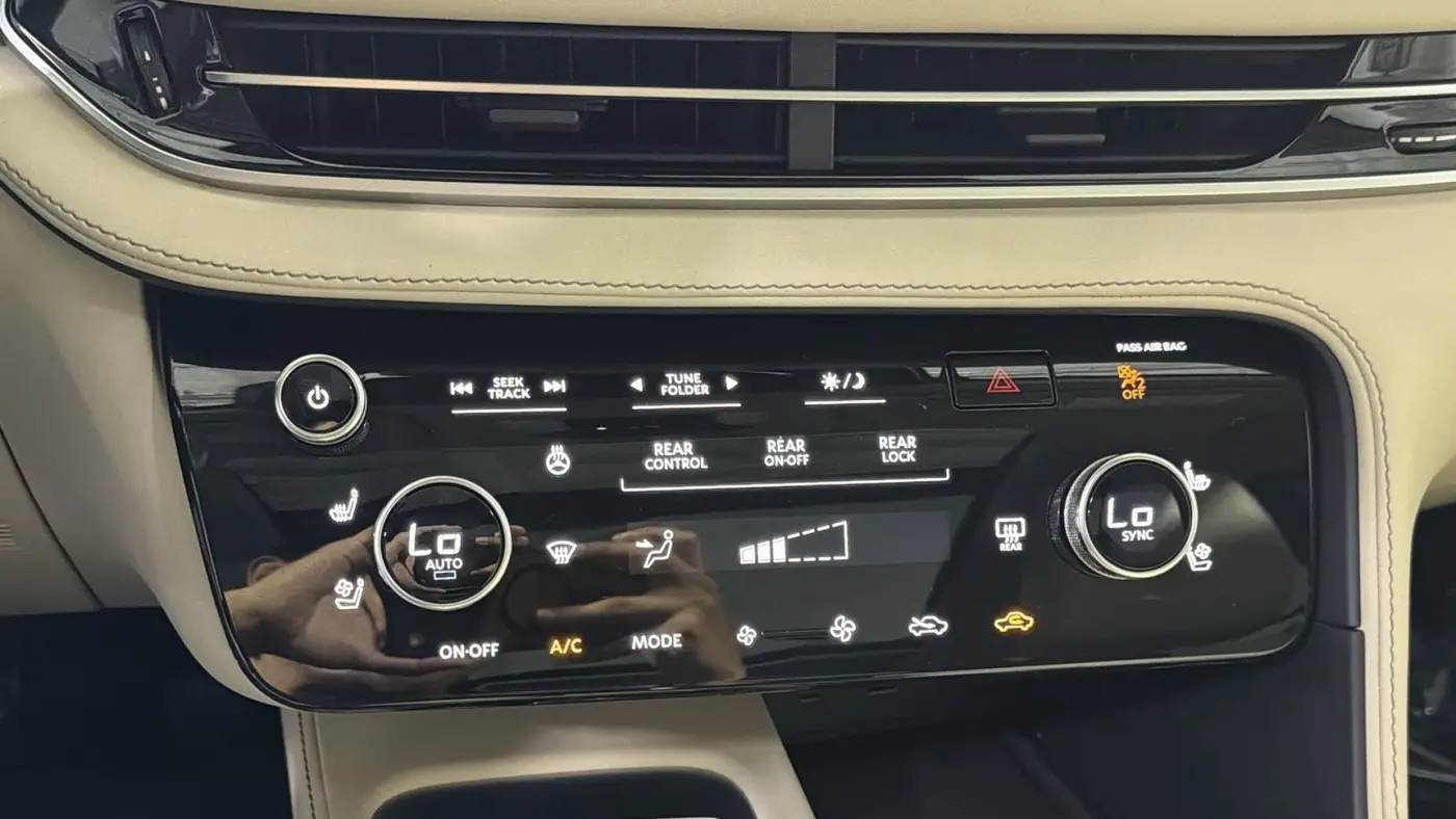 2023 INFINITI QX60 Luxe