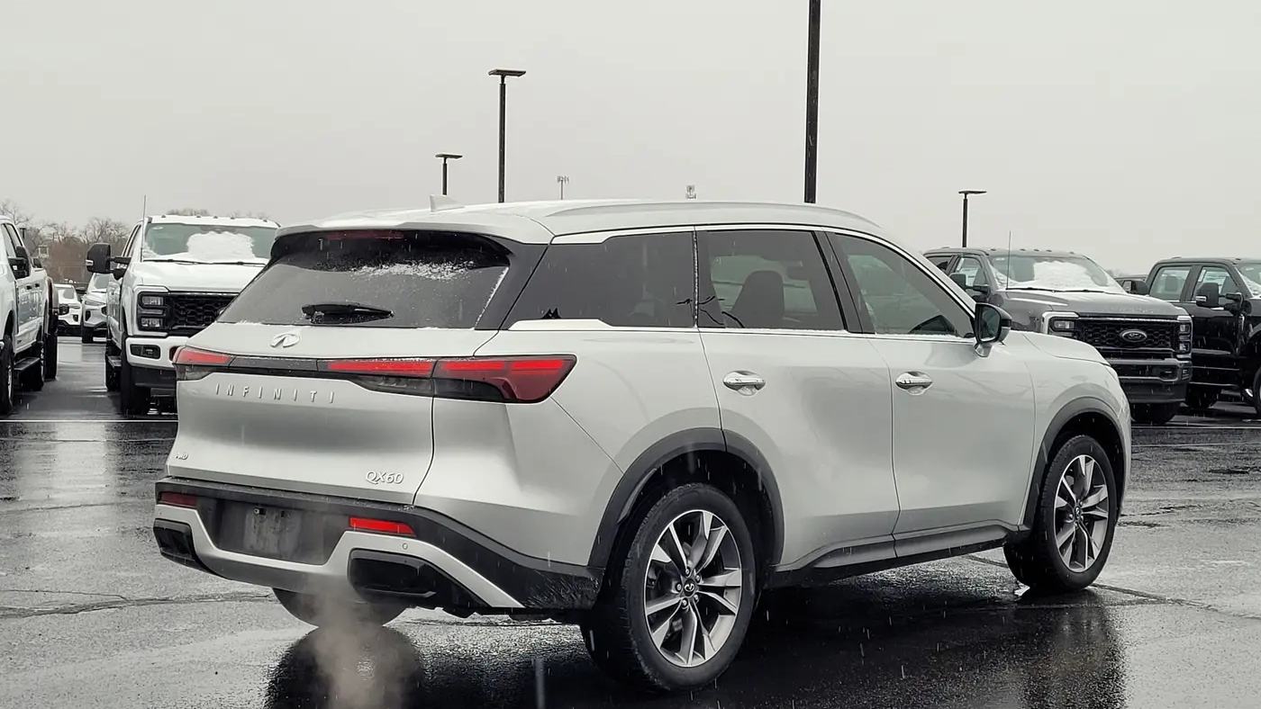 2023 INFINITI QX60 Luxe