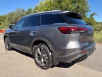 2023 QX60 Thumbnail 9