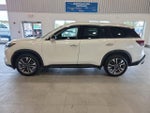 2024 QX60 Thumbnail 12