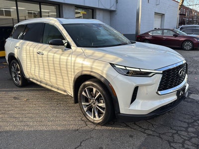 Photo of a 2023 Infiniti QX60 AWD Luxe 4DR SUV for sale