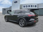 2023 QX60 Thumbnail 3
