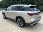 2023 QX60 Thumbnail 3