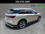 2023 QX60 Thumbnail 7