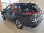 2024 QX60 Thumbnail 10