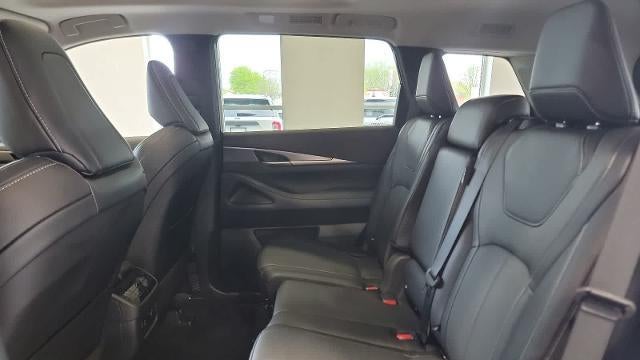 2024 INFINITI QX60 Luxe