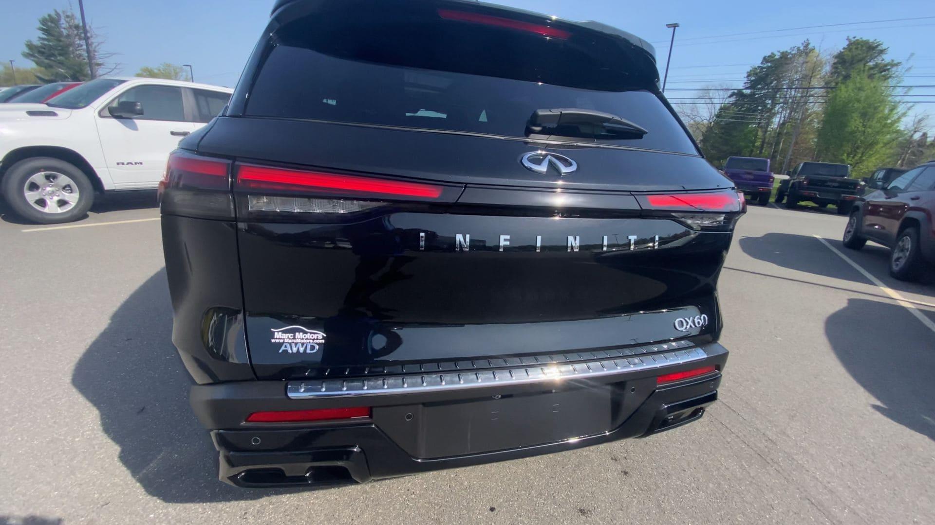 2023 INFINITI QX60 Luxe