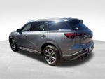 2023 QX60 Thumbnail 3