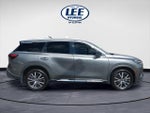 2024 QX60 Thumbnail 2