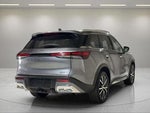 2022 QX60 Thumbnail 3
