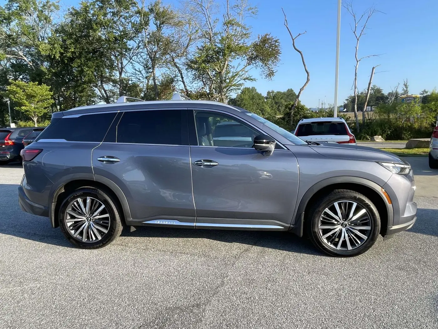 2023 INFINITI QX60 - $39,500