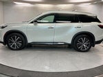2023 QX60 Thumbnail 2