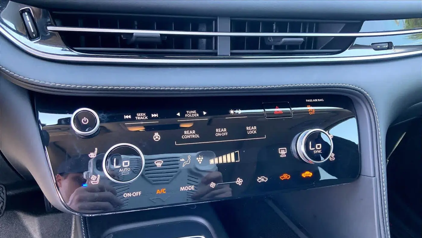 2023 INFINITI QX60 Sensory