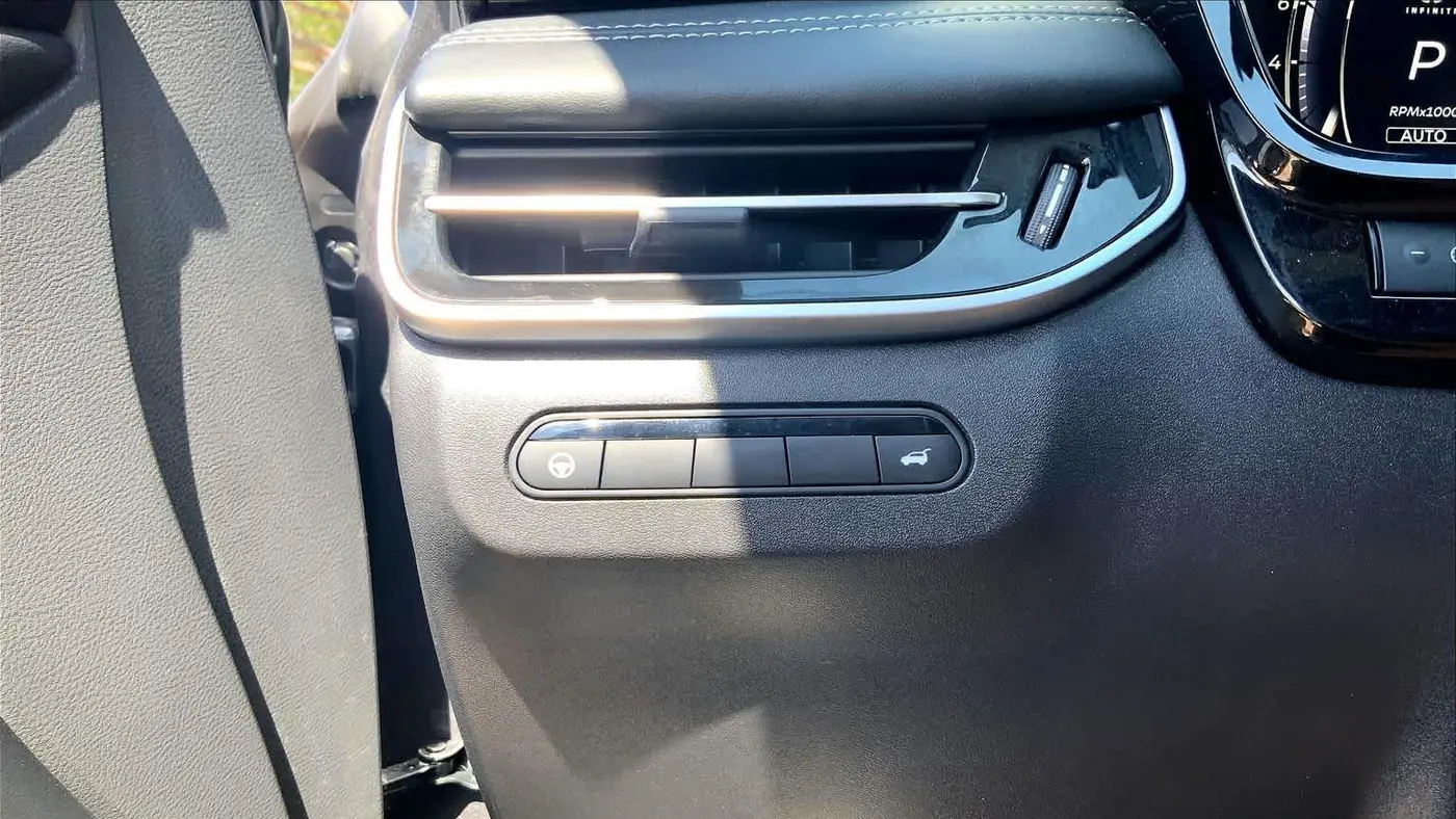 2023 INFINITI QX60 Sensory