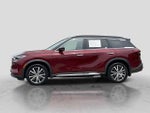 2023 QX60 Thumbnail 3