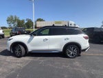2023 QX60 Thumbnail 2