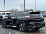 2023 QX60 Thumbnail 40