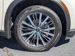2023 QX60 Thumbnail 12