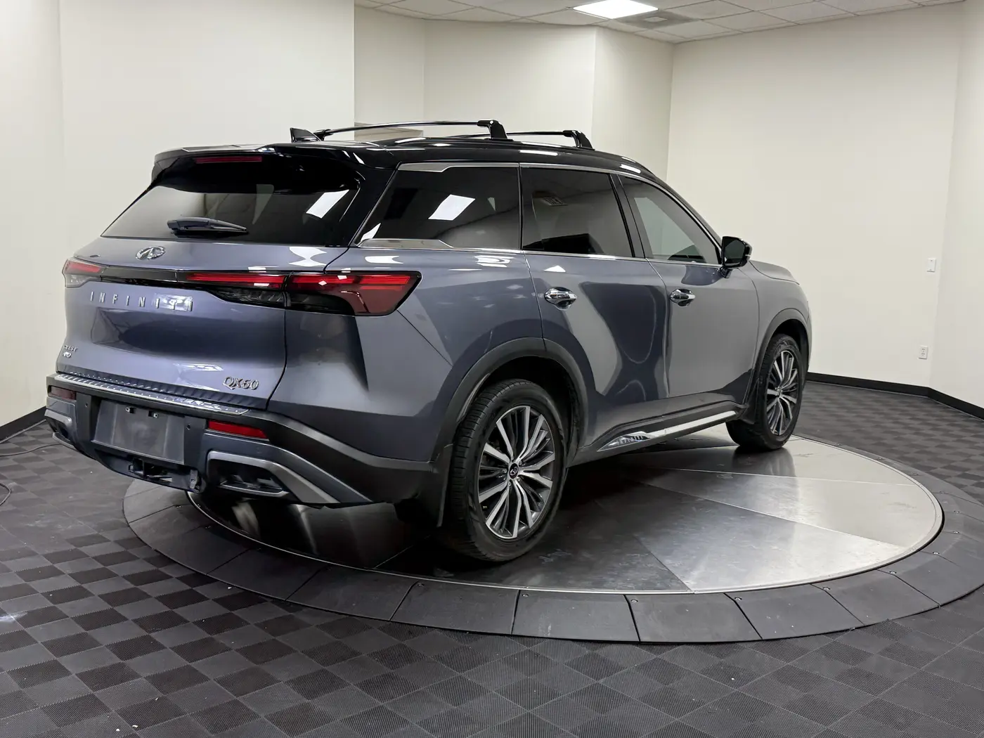 2023 INFINITI QX60 - $32,950