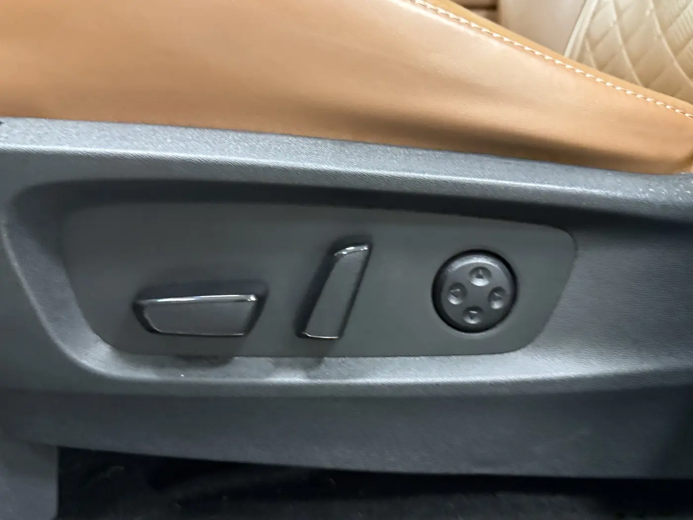 2023 INFINITI QX60 - $32,950