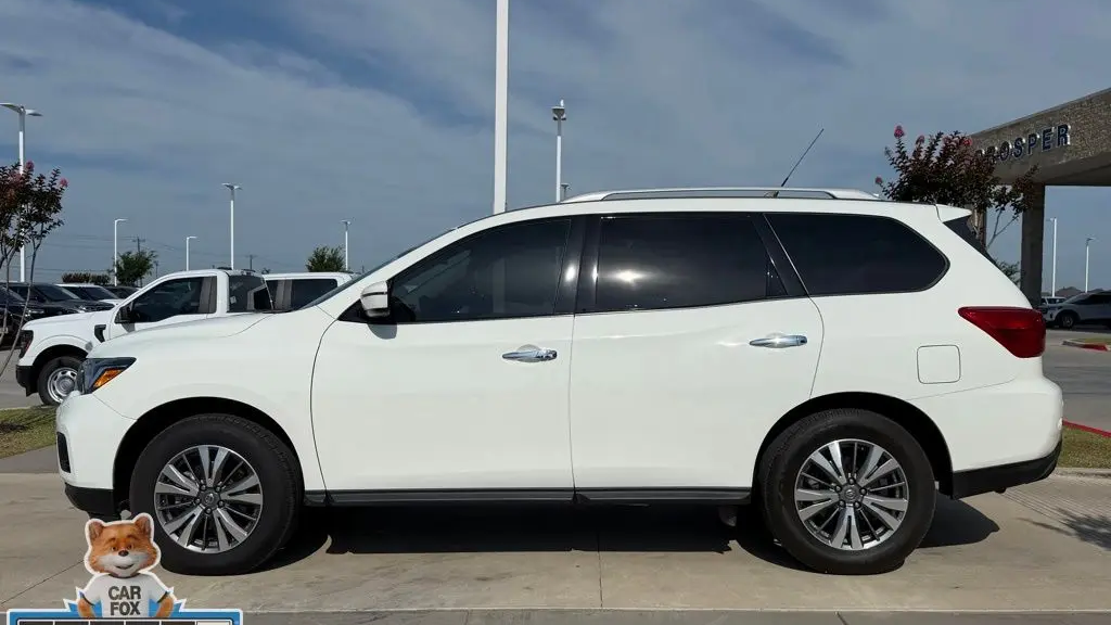 2020 Nissan Pathfinder S