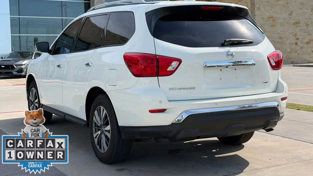 2020 Nissan Pathfinder S