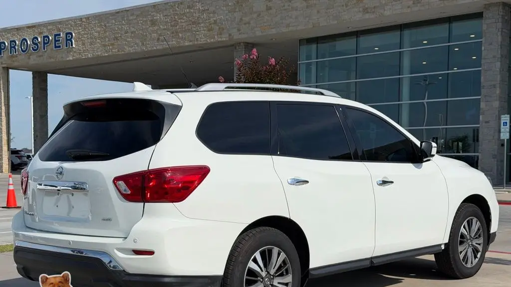 2020 Nissan Pathfinder S