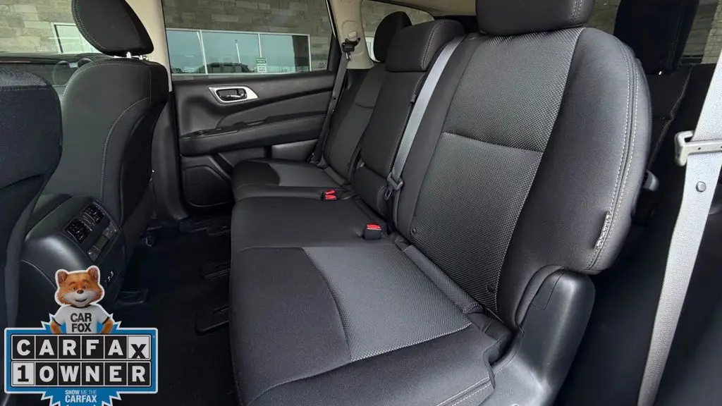 2020 Nissan Pathfinder S